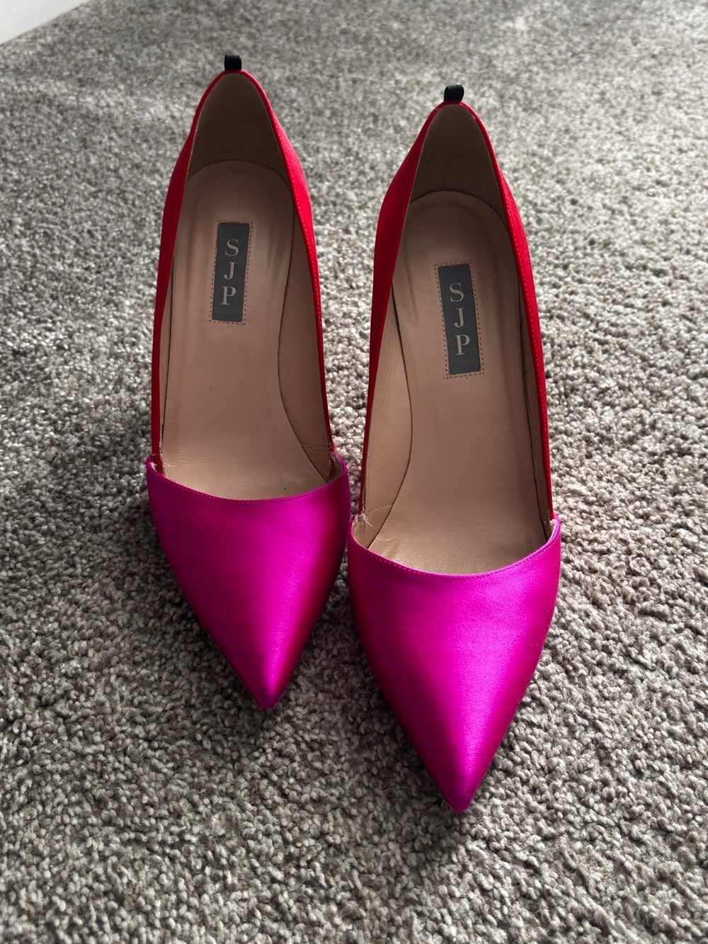 SJP Women's Hot Pink Pointed Toe Pumps